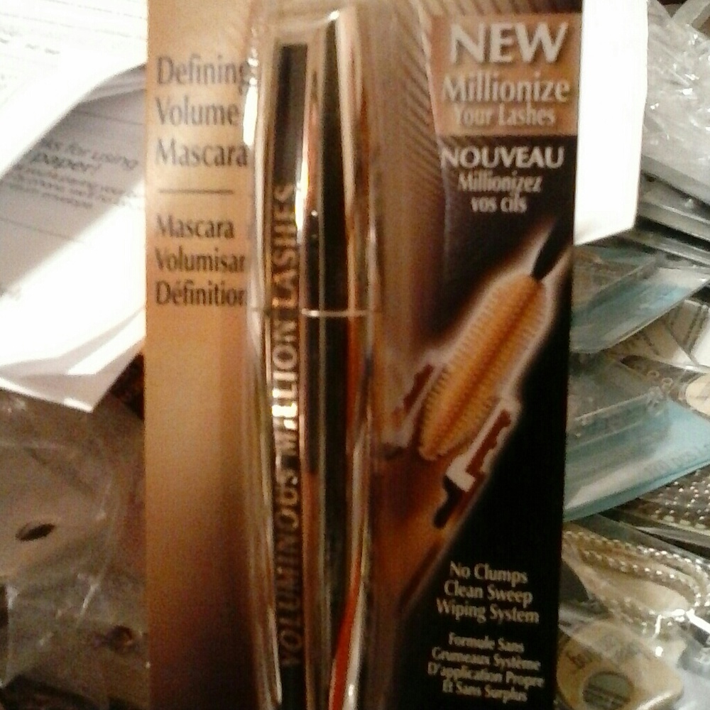 NWT L,OREAL VOLUMINOUS MILLION LASNES 645 BLACK - Picture 3 of 8